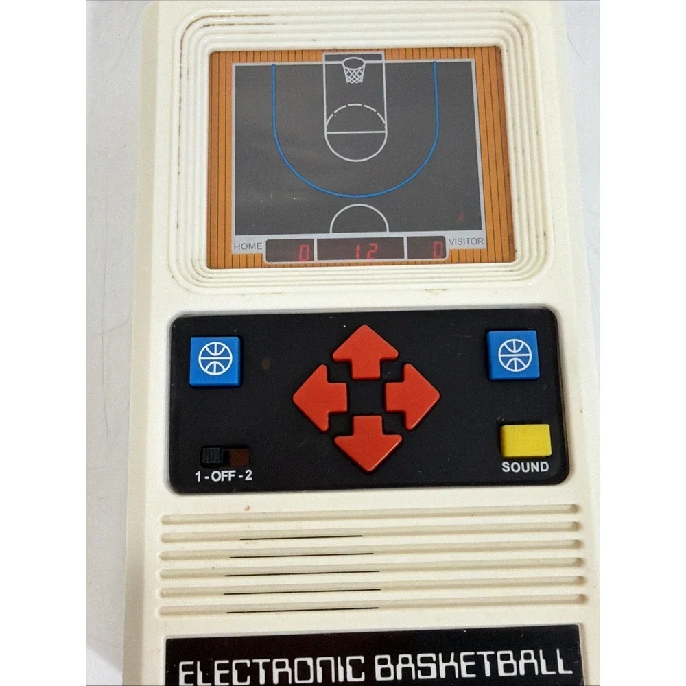 Mattel Classic Basketball Handheld Electronic‎ Game 2003 TESTED WORKS